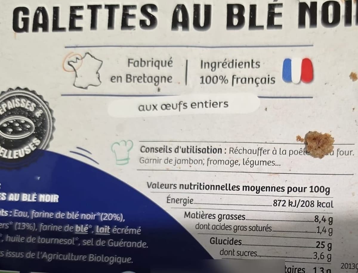 Étiquette d’un paquet de galettes au blé noir : nom du produit et liste d’ingrédients où figure aussi de la farine de blé (marque retirée)